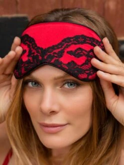 100% Seide Schlafmaske MARJOLIE No. 7 Marjolaine -MAISON LEJABY Verkaufsgeschäft augenmaske seide marjolie rot schwarz 3mar0701 0504 marjolaine 2 1 1