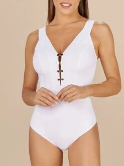 Badeanzug BONNIE 61 Von Pain De Sucre 24 Badeanzug BONNIE 61 Von Pain De Sucre -MAISON LEJABY Verkaufsgeschäft badeanzug bonnie weiss pain de sucre 3 6