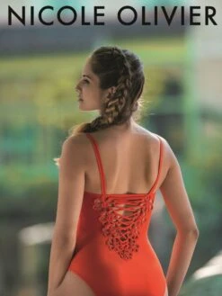 Makramee Träger Badeanzug CHATON Von Nicole Olivier 23 Makramee Träger Badeanzug CHATON Von Nicole Olivier -MAISON LEJABY Verkaufsgeschäft badeanzug makramee chaton rot nicole olivier 2 2