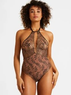 Body SENSORY ILLUSION Von Aubade X Iris Van Herpen 10 Body SENSORY ILLUSION Von Aubade X Iris Van Herpen -MAISON LEJABY Verkaufsgeschäft body gold schwarz rc86 sensory illusion aubade 4 1