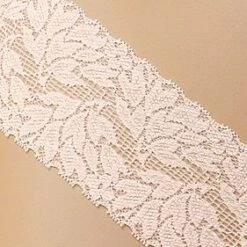 Bracli BEGOS Perlen- BH Preisreduziertes Auslaufmodell 12 Bracli BEGOS Perlen- BH Preisreduziertes Auslaufmodell -MAISON LEJABY Verkaufsgeschäft bracli perlenstring spitze rosa 1 5 1 1 1 3