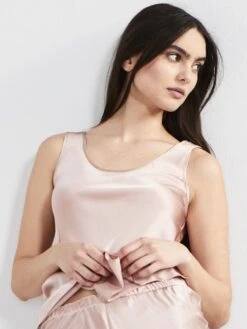 100% Seide Camisole Top KLASSIK SATIN Klassische Farben Von Eva B. Bitzer -MAISON LEJABY Verkaufsgeschäft camisole top seide rosecloud 27318232 klassik satin eva b bitzer 2 9 1