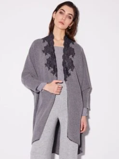 Cape KUSCHELBAUMWOLLE Von Chiara Fiorini -MAISON LEJABY Verkaufsgeschäft cape jacke kuschel baumwolle fumo cf1314 chiara fiorini