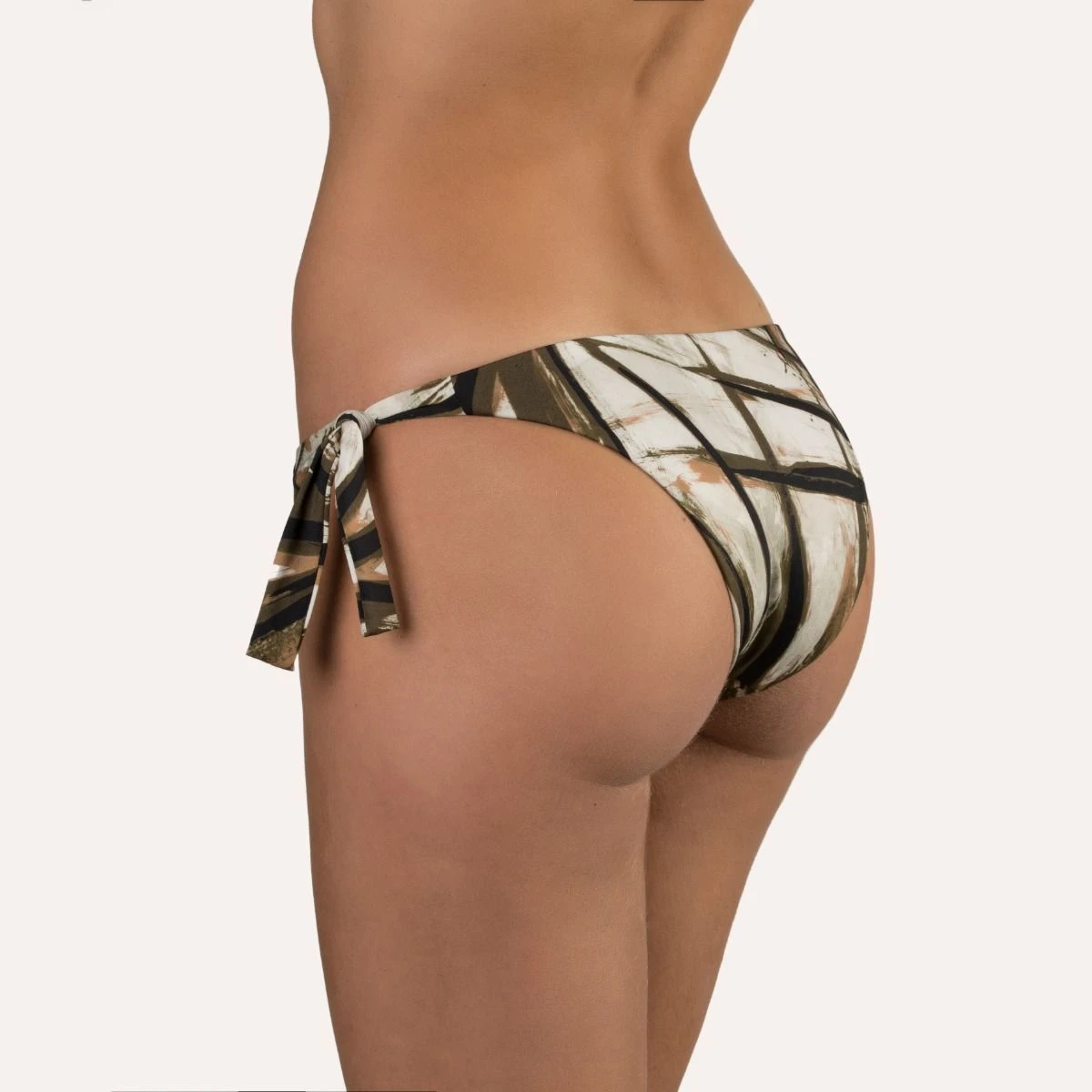 Bügel Bikini AFRIKA Schwarz-creme Von Cotton Club Mare 5 Bügel Bikini AFRIKA Schwarz-creme Von Cotton Club Mare - Image 3