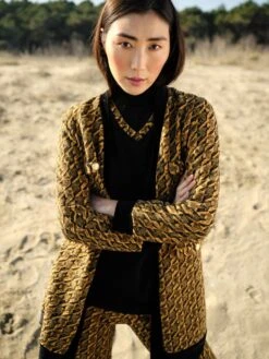 Lounge Set ZAFFERANO Mit Velourhose Schwarz-gelb Von Chiara Fiorini 8 Lounge Set ZAFFERANO Mit Velourhose Schwarz-gelb Von Chiara Fiorini -MAISON LEJABY Verkaufsgeschäft hausanzug kuschel baumwolle velour saffron nero cf1317 chiara fiorini 3