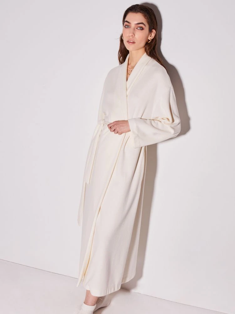 Hausmantel PANNA Cremeweiß Von Chiara Fiorini 4 Hausmantel PANNA Cremeweiß Von Chiara Fiorini - Image 2