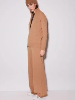 Weite WOLLMIX Lounge-Hose Von Chiara Fiorini 11 Weite WOLLMIX Lounge-Hose Von Chiara Fiorini -MAISON LEJABY Verkaufsgeschäft hose weit wollmix camel cf1335 jacke kurz wollmix camel cf1336 chiara fiorini 1 2 1