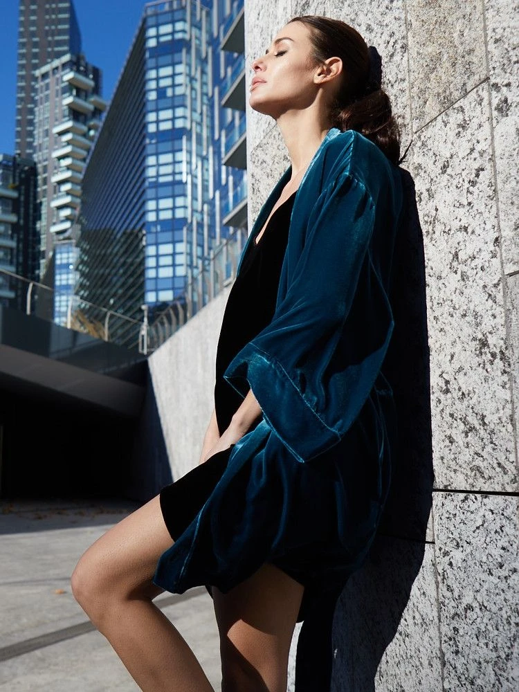 Seide-Viscose Samt Kimono DANY Von Vivis 14 Seide-Viscose Samt Kimono DANY Von Vivis - Image 12