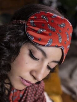 Seide Schlafmaske NOANE Ziegelrot Von Marjolaine -MAISON LEJABY Verkaufsgeschäft maske noane imp brique 4noa0701 marjolaine 1