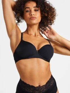 Bügel BH SWEETESSENCE IK Microfaser Mit Spitze Von Aubade -MAISON LEJABY Verkaufsgeschäft microfaser dessous ikc13 noir 3 sweetessence aubade 29 1