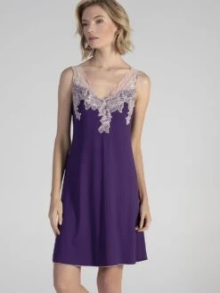 Modal Neglige VIOLET In Lila Von Verdiani 7 Modal Neglige VIOLET In Lila Von Verdiani -MAISON LEJABY Verkaufsgeschäft modal neglige 4411 lila verdiani 1