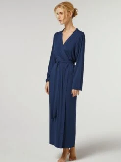 Viscose Jersey Morgenmantel Lang BAMBOLA Von Vivis 6 Viscose Jersey Morgenmantel Lang BAMBOLA Von Vivis -MAISON LEJABY Verkaufsgeschäft morgenmantel viscose lang v00337 bambola nachtblau vivis 2 1