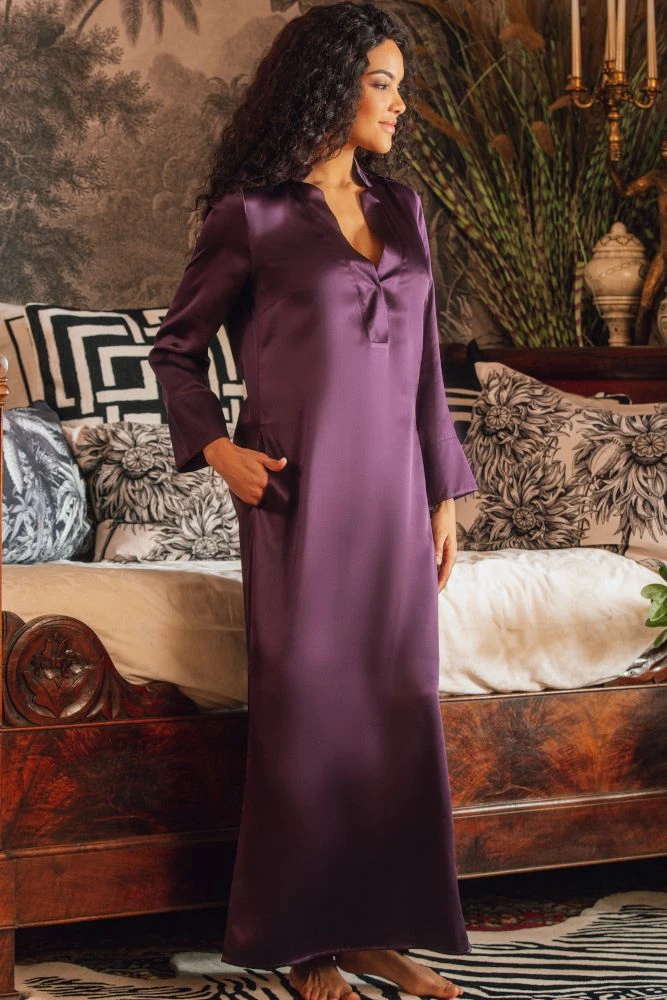 Langarm Nachtkleid 100% Seide POLLY Lang Satin Marjolaine 8 Langarm Nachtkleid 100% Seide POLLY Lang Satin Marjolaine - Image 6