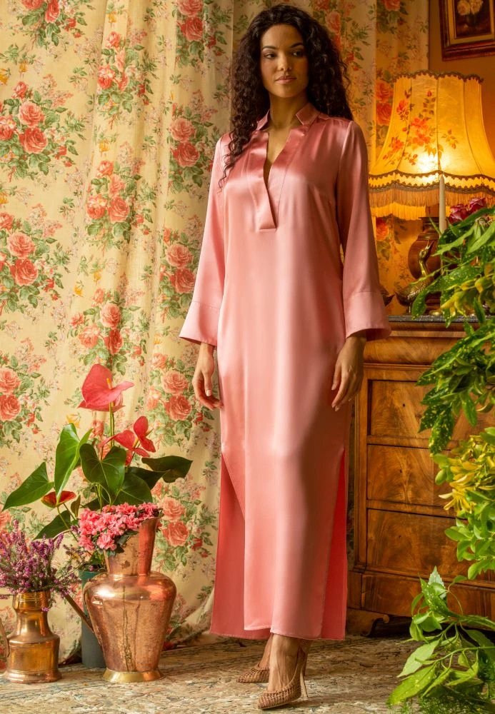 Langarm Nachtkleid 100% Seide POLLY Lang Satin Marjolaine 6 Langarm Nachtkleid 100% Seide POLLY Lang Satin Marjolaine - Image 4