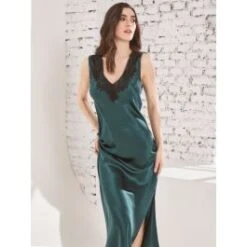 100% Seide Nachtkleid LEONA Mit Spitze Von Vivis