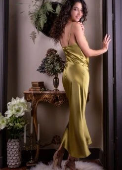 100% Seide Nachtkleid Lang SOIE ODANA Uni Von Marjolaine -MAISON LEJABY Verkaufsgeschäft nachtkleid seide linde goldgruen odana marjolaine 3 8