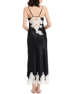 Seiden-Neglige Lang MAILIN No. 2 Satin Mit Spitze Von GATTINA 20 Seiden-Neglige Lang MAILIN No. 2 Satin Mit Spitze Von GATTINA -MAISON LEJABY Verkaufsgeschäft neglige lang 393307 schwarz weiss gattina