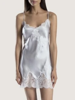 100% Seide Negligé SOIE D´AMOUR Von Aubade -MAISON LEJABY Verkaufsgeschäft negligee seide silber ms40 soie d amour aubade 3