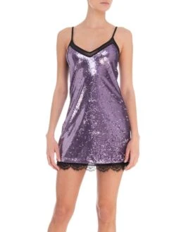 Pailletten Kleid Kurz SARAH Lila Von Room 24 11 Pailletten Kleid Kurz SARAH Lila Von Room 24 -MAISON LEJABY Verkaufsgeschäft pailetten neglige sarah 21957 lila room24 2