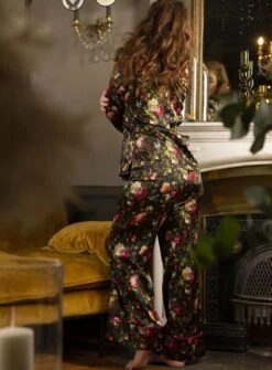 Seidenpyjama NURHAN Schwarz-grün Von Marjolaine -MAISON LEJABY Verkaufsgeschäft pyjama nurhan imp fleurs 9nur5501 marjolaine 9