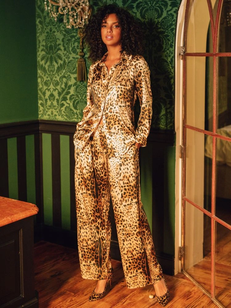 Seidenpyjama PANTHERE Leopardmuster Von Marjolaine 4 Seidenpyjama PANTHERE Leopardmuster Von Marjolaine - Image 2