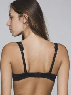 Spacer Schalen-BH GABY Von Maison Lejaby 19 Spacer Schalen-BH GABY Von Maison Lejaby -MAISON LEJABY Verkaufsgeschäft schalen bh schwarz 13830 gaby maison lejaby 2