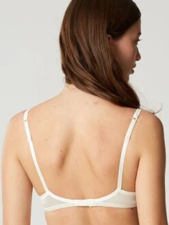 Bügel-BH NUAGE PUR Vorgeformt Von Maison Lejaby 19 Bügel-BH NUAGE PUR Vorgeformt Von Maison Lejaby -MAISON LEJABY Verkaufsgeschäft schalen bh wei lilie 5513 nuage pur maison lejaby 2