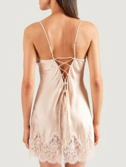 100% Seide Baby-Doll SOIE D´AMOUR Von Aubade -MAISON LEJABY Verkaufsgeschäft seide baby doll ms42 goldsand 3 soie d amour aubade