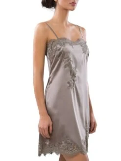 Seta Superior Seiden-Nachthemd VALIDA Von Cotton Club -MAISON LEJABY Verkaufsgeschäft seide dessous 5vb valida francesina 8e seta superior cotton club