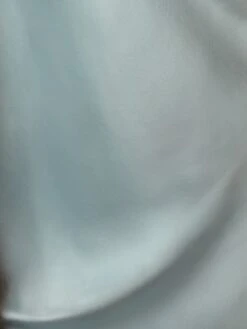 100% Seidennachthemd GLYCINE Von Marjolaine -MAISON LEJABY Verkaufsgeschäft seide hellblau porcelaine0015 marjolaine 1 2