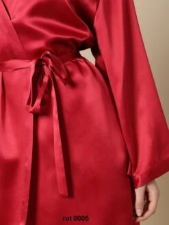 100% Seide Morgenmantel SOIE LASER Von Marjolaine -MAISON LEJABY Verkaufsgeschäft seide morgenmantel laser laurian rot soie unie marjolaine 2 1 2 1