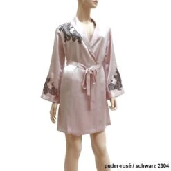 100% Seide Morgenmantel BACCARAT Calais Spitze Von Marjolaine 9 100% Seide Morgenmantel BACCARAT Calais Spitze Von Marjolaine -MAISON LEJABY Verkaufsgeschäft seide morgenmantel puder rose schwarz baccarat 2001 marjolaine 1