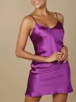 100% Seidennachthemd GLYCINE Von Marjolaine -MAISON LEJABY Verkaufsgeschäft seide nachthemd glycine 3gly0101 beere marjolaine 1 2