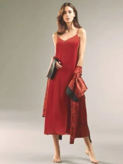 100% Seide Nachtkleid Lang DORINE Von Vivis 23 100% Seide Nachtkleid Lang DORINE Von Vivis -MAISON LEJABY Verkaufsgeschäft seide nachtkleid lang dorine paprika vivis 1