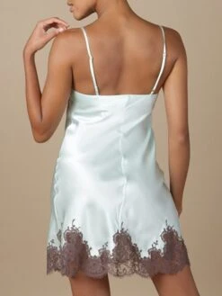 100% Seide Neglige GEMMA No. 3 Von Marjolaine 26 100% Seide Neglige GEMMA No. 3 Von Marjolaine -MAISON LEJABY Verkaufsgeschäft seide neglige gemma no3 mineralblau macchiato 3gem0113 marjolaine 1
