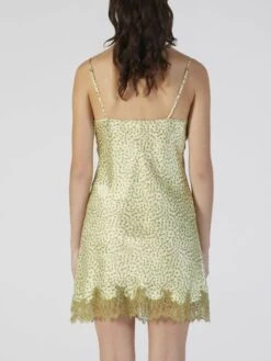 100% Seide Neglige Mit Spitze Kurz Kiwi Print Von Verdiani 10 100% Seide Neglige Mit Spitze Kurz Kiwi Print Von Verdiani -MAISON LEJABY Verkaufsgeschäft seide neglige gruen 4505 verdiani 2