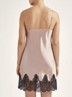 100% Seide Negligé TOI MON AMOUR Uni Farben Von Aubade -MAISON LEJABY Verkaufsgeschäft seide neglige qs40 sonate altrosa schwarz 3 toi moi amour aubade 4 1 1 1