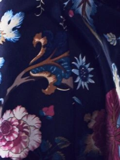 Seidennachthemd FIDJI SATIN Stretchseide Von Marjolaine 17 Seidennachthemd FIDJI SATIN Stretchseide Von Marjolaine -MAISON LEJABY Verkaufsgeschäft seide satin blumendruck 0123 marjolaine 5