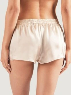 100% Seide Shorts TOI MON AMOUR Viele Farben Von Aubade 41 100% Seide Shorts TOI MON AMOUR Viele Farben Von Aubade -MAISON LEJABY Verkaufsgeschäft seide shorts ms61 goldsand 3 soie d amour aubade 2 4