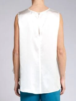 Seidentop BIANCA Von Vivis 28 Seidentop BIANCA Von Vivis -MAISON LEJABY Verkaufsgeschäft seide top bianca weiss vivis 2 1 1