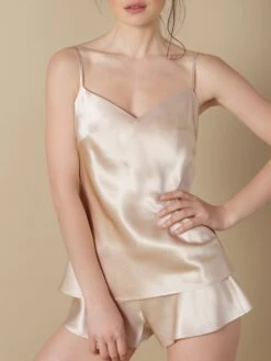 Seidentop 100% Seide ODON Elegant Von Marjolaine -MAISON LEJABY Verkaufsgeschäft seide top odon sand soie unie marjolaine 2 1 2