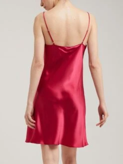 100% Seide Nachthemd CAROLINE Klassisch Von Vivis -MAISON LEJABY Verkaufsgeschäft seidennachthemd caroline v00003 himbeerrot vivis 3 6 1