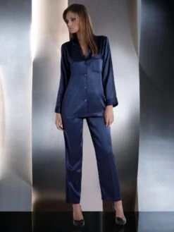 100% Seide Schlafanzug CLASSICO Von Luna Di Seta -MAISON LEJABY Verkaufsgeschäft seidenpyjama damen vlst08007 dunkelblau luna di seta 2 1 1