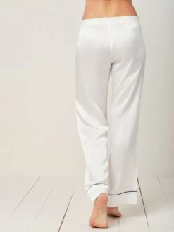 100% Seide Schlafanzug Elisabetha MOONLIGHT WHITE Von Radice -MAISON LEJABY Verkaufsgeschäft seidenpyjama elisabetha moonlight white radice 7