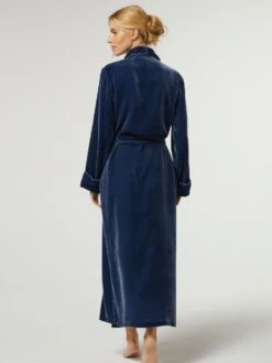 Seide-Viscose Samt Morgenmantel Lang DANIELA Elegant Von Vivis -MAISON LEJABY Verkaufsgeschäft seidensamt morgenmantel lang v00039 daniela nachtblau vivis 1 1 1