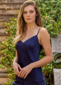 Seidentop 100% Seide ODON Elegant Von Marjolaine -MAISON LEJABY Verkaufsgeschäft seidentop dunkelblau odon 0036 marjolaine 3 1 2 1