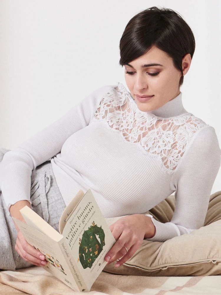 Merinowolle-Seide TURTLENECK SHIRT Silber Leavers Spitze Von Oscalito 5 Merinowolle-Seide TURTLENECK SHIRT Silber Leavers Spitze Von Oscalito - Image 3