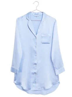 100% Seide Sleepshirt CAMILLA UNI Von Radice -MAISON LEJABY Verkaufsgeschäft sleepshirt seide camilla candy blue hellblau radice 5 1