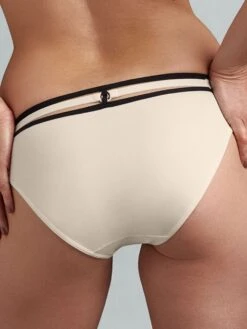 Slip 5 Cm SPACE ODYSSEY STYLE Ivory Black Von Marlies Dekkers 9 Slip 5 Cm SPACE ODYSSEY STYLE Ivory Black Von Marlies Dekkers -MAISON LEJABY Verkaufsgeschäft slip elfenbein schwarz 19763 space odyssey marlies dekkers 3