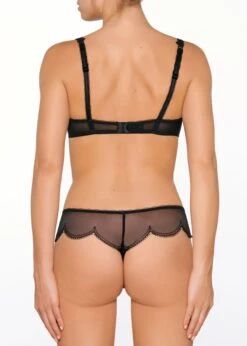 Tüllspitze String CRAVACHE Von Millesia -MAISON LEJABY Verkaufsgeschäft spitze lingerie cravache m1031 m1088 schwarz millesia